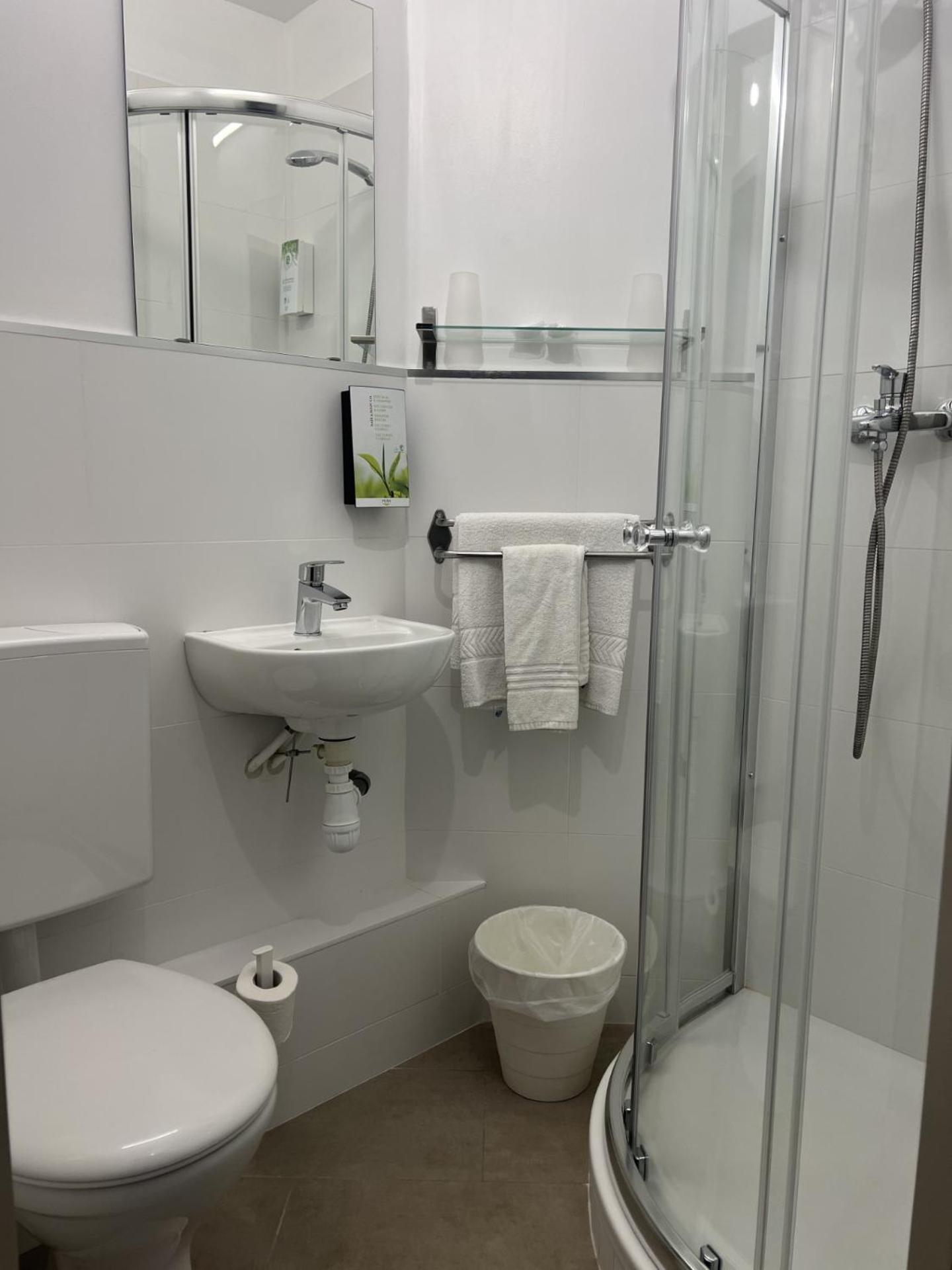 Standard Double Room,1666707357:JPEG